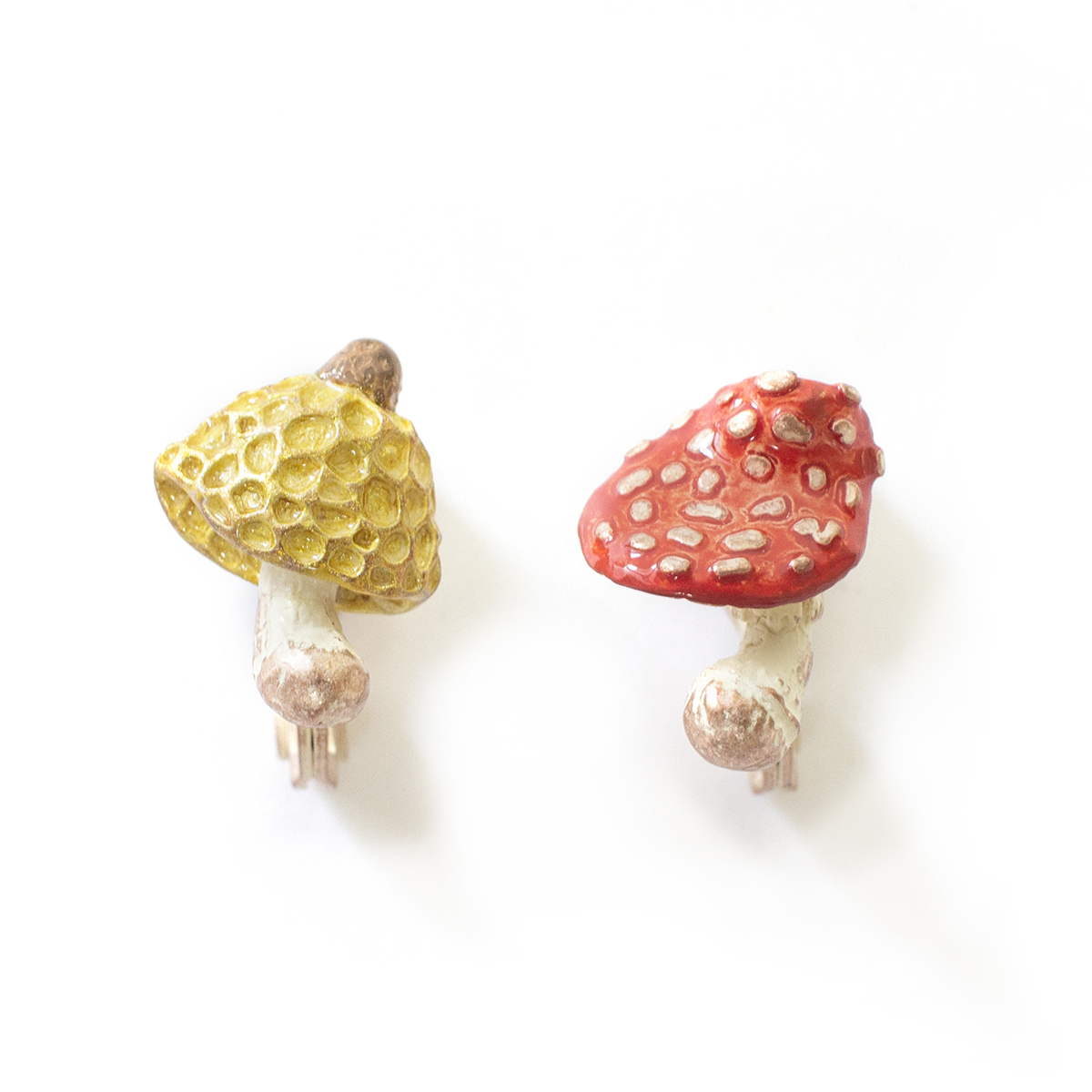 おじぎキノコイヤリング / Bowing Mushrooms Clip Earrings