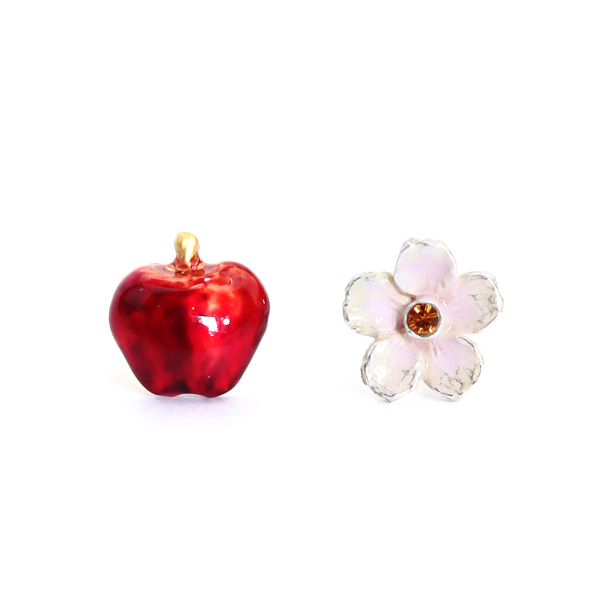 花りんご　ピアス / Flower & Apple
